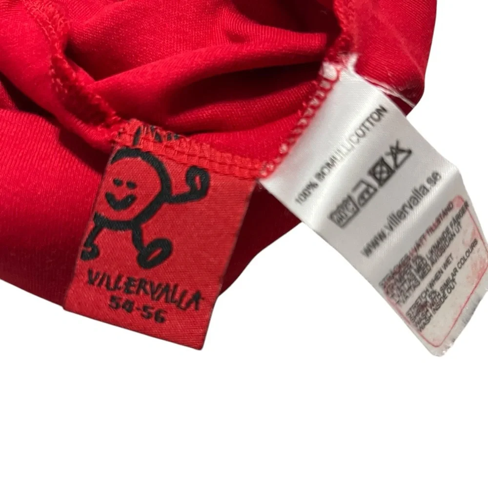 Villervalla Sz 54/56 (8-12Y) Red Star Appliqué Hat